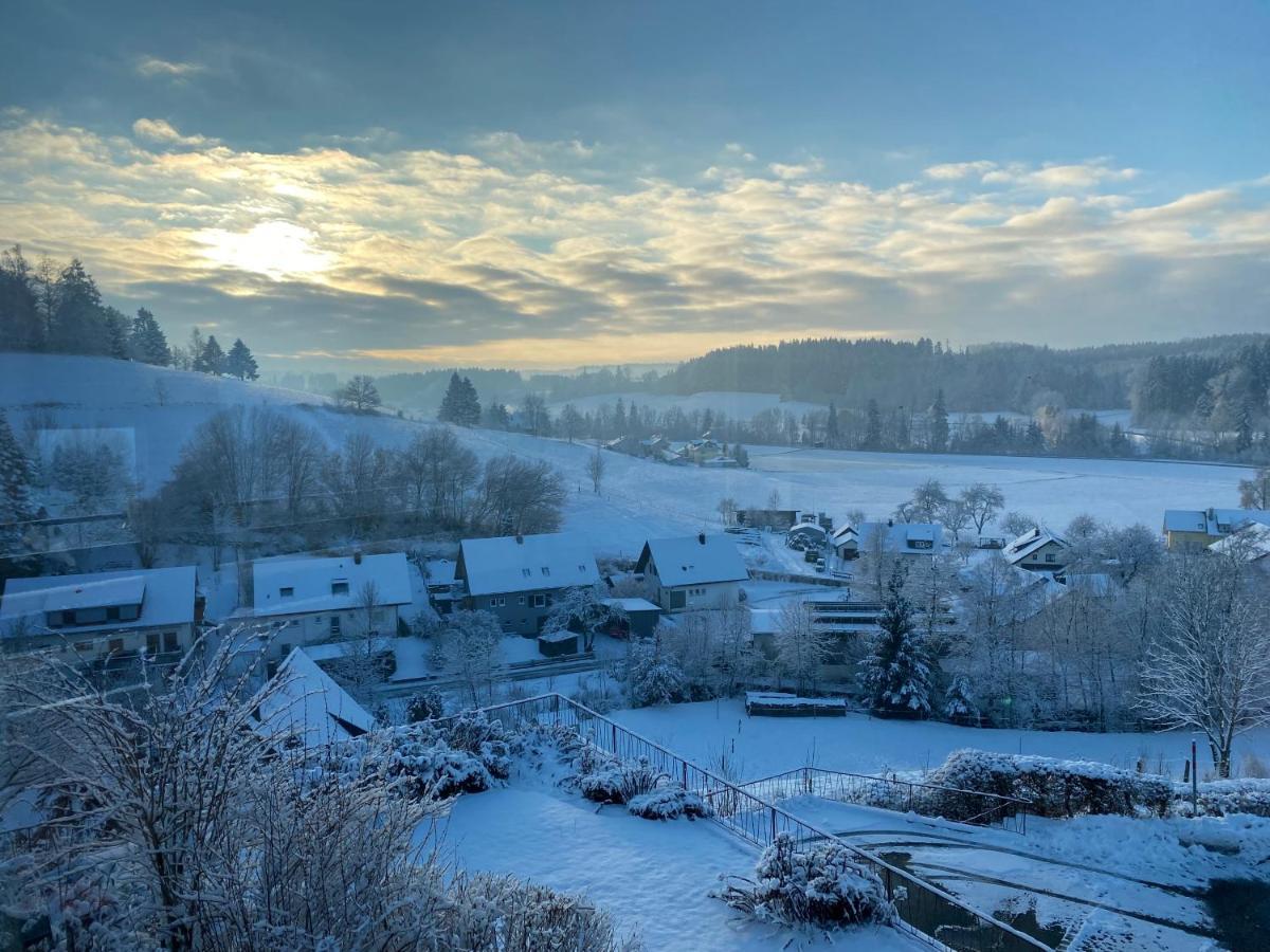 Ferienwohnung Bergblick Wangen Im Allgaeu Mit Garten, 2022 Komplett Renoviert ภายนอก รูปภาพ